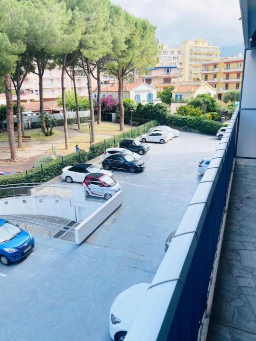 Les Nereides Bord De Calme Lumineux Parking Apartment Roquebrune-Cap-Martin